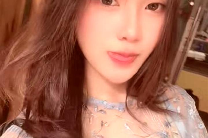 Zoe, 34 — Escort in Nurma, Russia