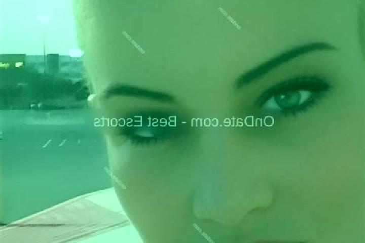 Zoe, 34 — Escort in Revyakino, Russia