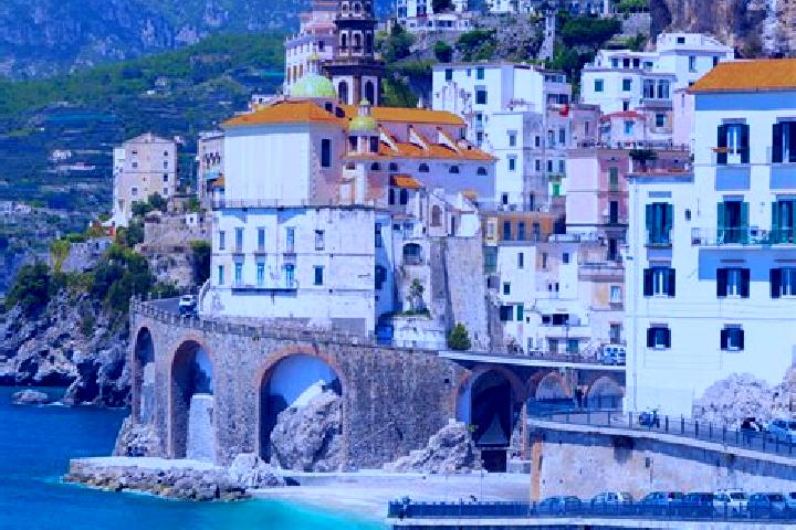 Zoe, 34 — Escort in Tortora Marina, Italy