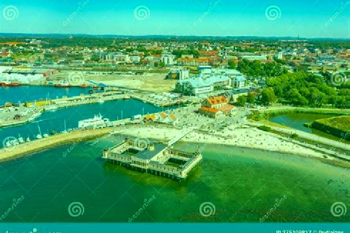 Zoe, 34 — Escort in Varberg, Sweden