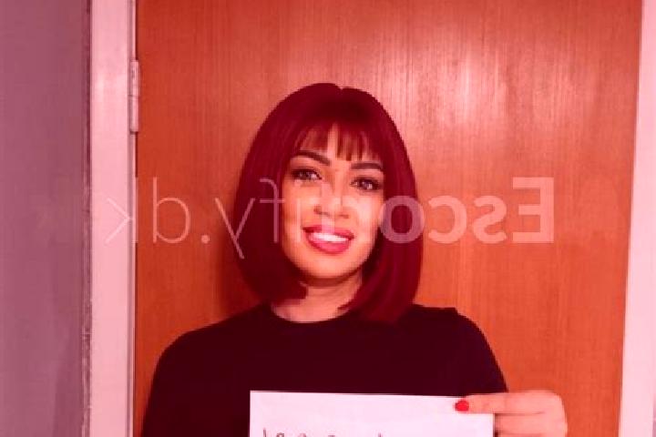 Zoe, 34 — Escort in Varde, Denmark