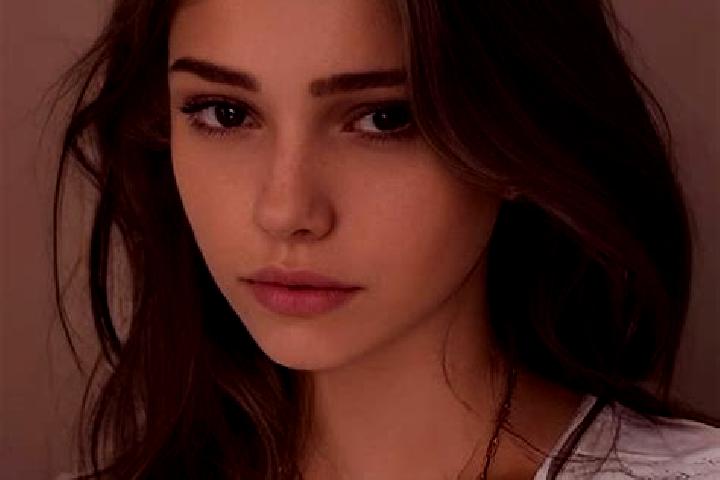 Zoe, 35, a chestnut dark-eyed slavic companion based in Tarneit. Offering Girlfriend Experience, Domination, OWO, Travel Companion. Available for incall and ...