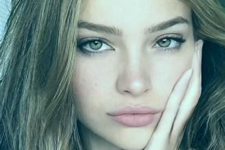 Zoe, 35, a dark blonde hazel-eyed european companion based in Shurugwi. Offering Striptease, Girlfriend Experience, GFE, Deep French Kissing, Prostate Massag...