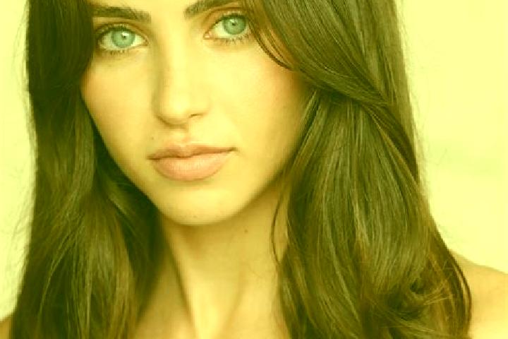 Zoe, 35, a red brown-eyed ebony companion based in Cassine. Offering CIM, Tantra, OWO, Party Girl. Available for incall and outcall, day and evening dates.