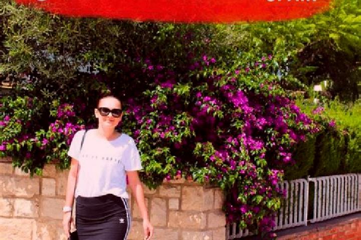 Zoe, 35 — Escort in Benassal, Spain