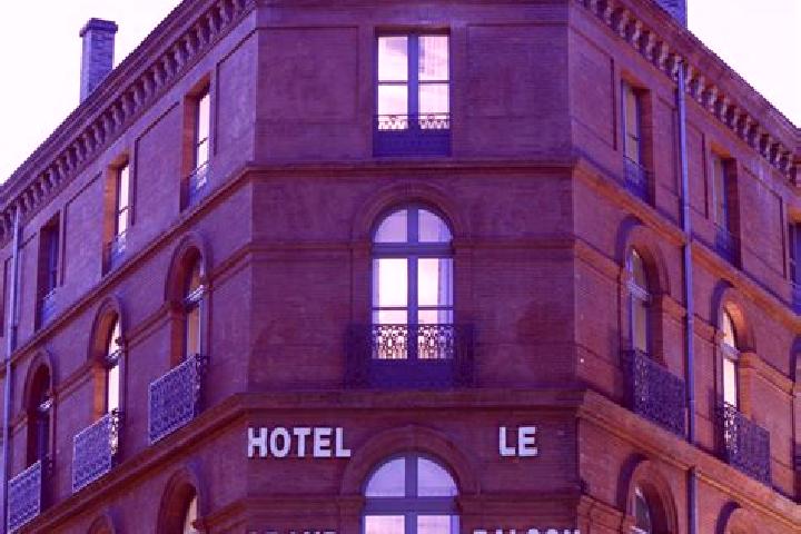 Zoe, 35 — Escort in Cuq-Toulza, France