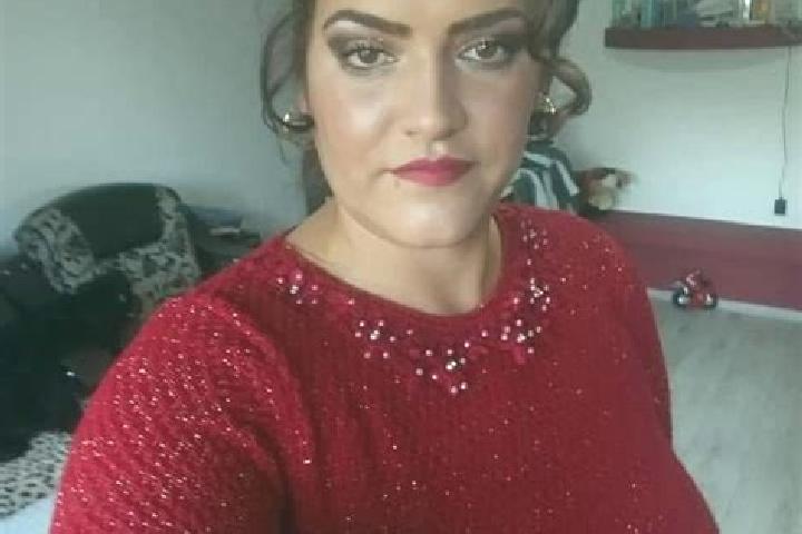 Zoe, 35 — Escort in Facaeni, Romania