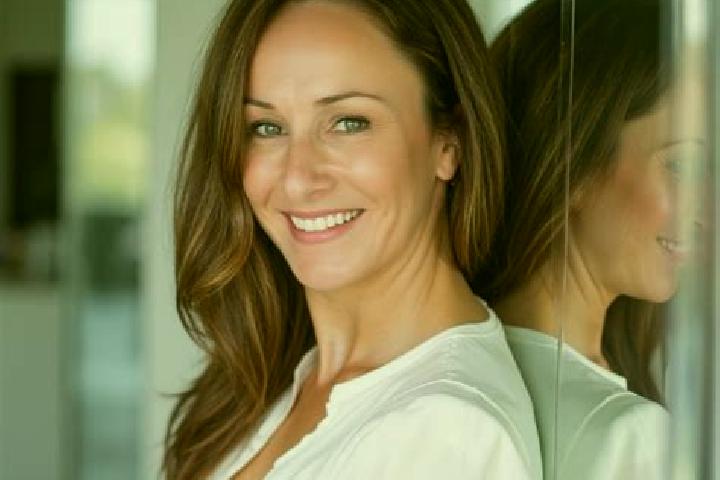Zoe, 35 — Escort in Galston, United Kingdom
