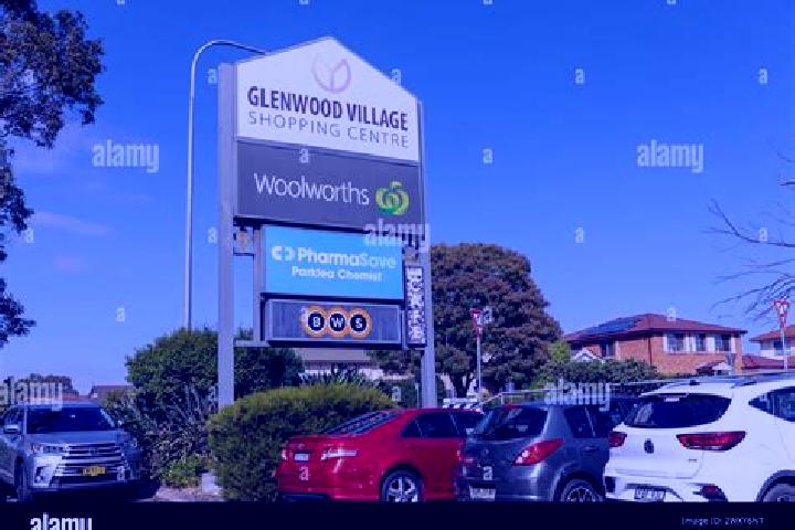 Zoe, 35 — Escort in Glenwood, Australia