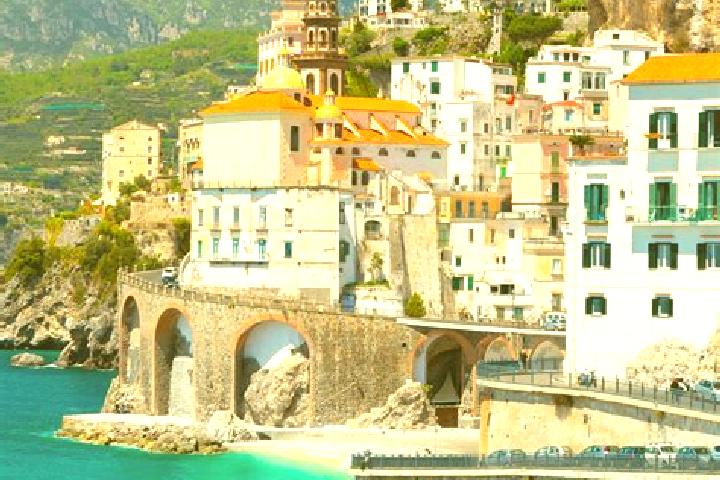 Zoe, 35 — Escort in Igliano, Italy