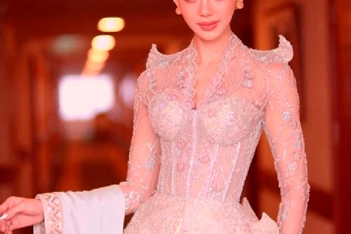 Zoe, 35 — Escort in Ingaung, Myanmar