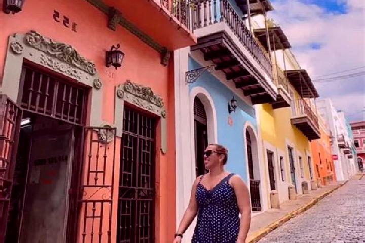 Zoe, 35 — Escort in Puerto Pinares, Argentina