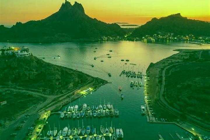 Zoe, 35 — Escort in San Carlos, Nicaragua