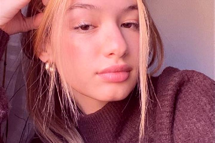 Zoe, 36, a blonde brown-eyed indian companion based in Scheuren. Offering Erotic Massage, Duos, Prostate Massage, Striptease. Available for incall and outcal...