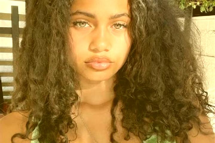 Zoe, 36, a chestnut green-eyed mixed companion based in Prigglitz. Offering CIM, Couples, Erotic Massage. Available for incall and outcall, day and evening d...