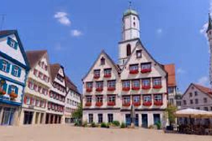 Zoe, 36 — Escort in Biberach an der Riss, Germany