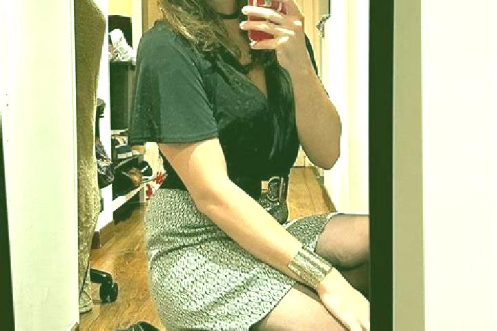 Zoe, 36 — Escort in Sissy, France