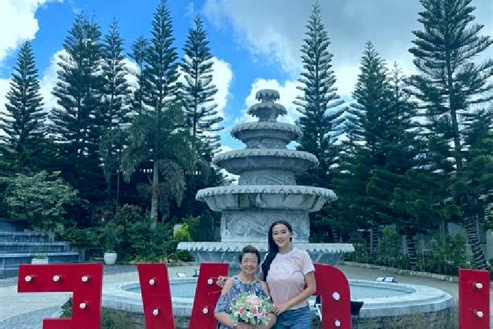 Zoe, 36 — Escort in Uson, Philippines