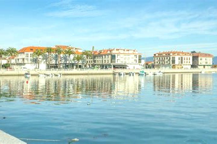Zoe, 36 — Escort in Vilanova de Arousa, Spain