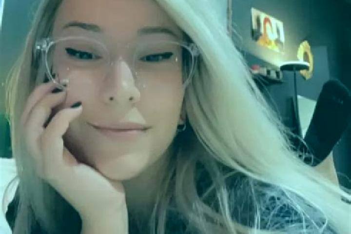 Zoe, 37, a blonde dark-eyed ebony companion based in Ston. Offering Overnight, Roleplay. Available for incall and outcall, overnight bookings available.