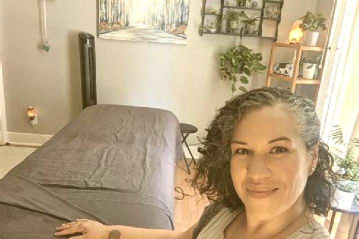 Zoe, 37, a brunette dark-eyed indian companion based in Searingtown. Offering 69, A-Level, Massage. Available for incall and outcall, overnight bookings avai...