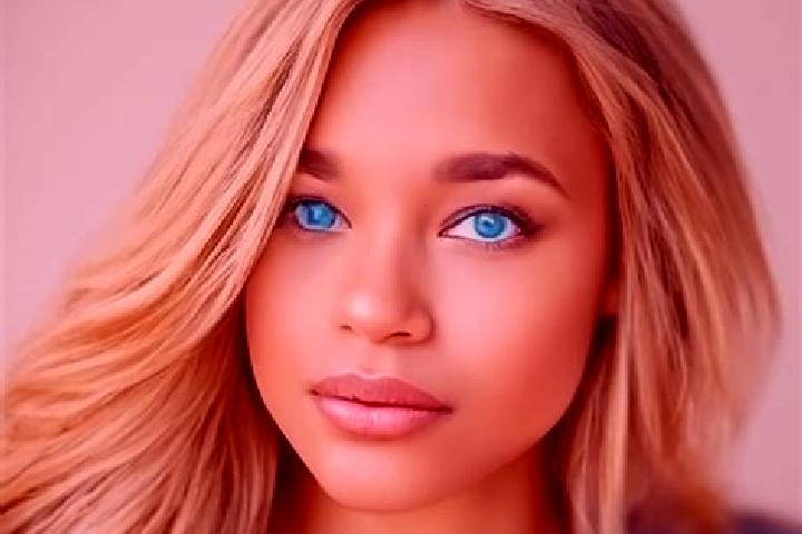 Zoe, 37, a dark blonde blue-eyed latina companion based in Turriff. Offering OWO, BDSM, A-Level. Available for incall and outcall, day and evening dates.