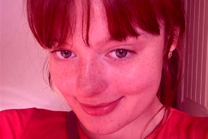 Zoe, 37, a red brown-eyed mediterranean companion based in Gower. Offering Travel Companion, Party Girl, BDSM. Available for incall and outcall, day and even...