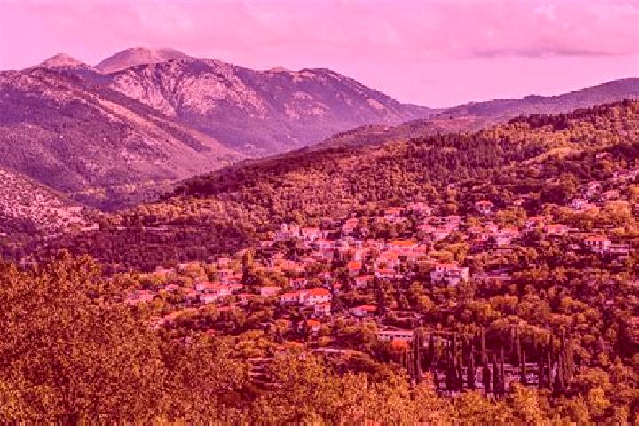 Zoe, 37 — Escort in Agios Petros, Greece
