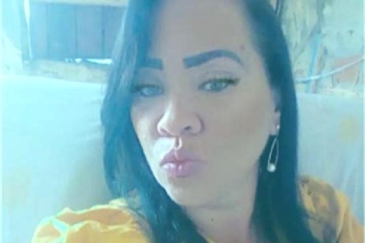 Zoe, 37 — Escort in Madre de Deus, Brazil