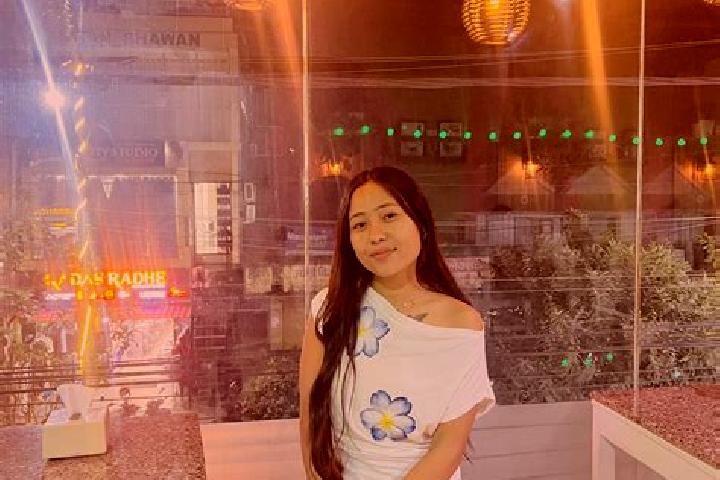 Zoe, 37 — Escort in Malati, Indonesia