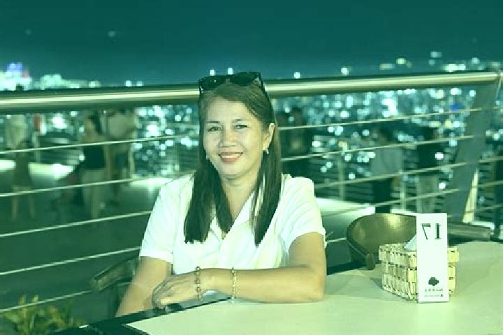 Zoe, 37 — Escort in Padada, Philippines