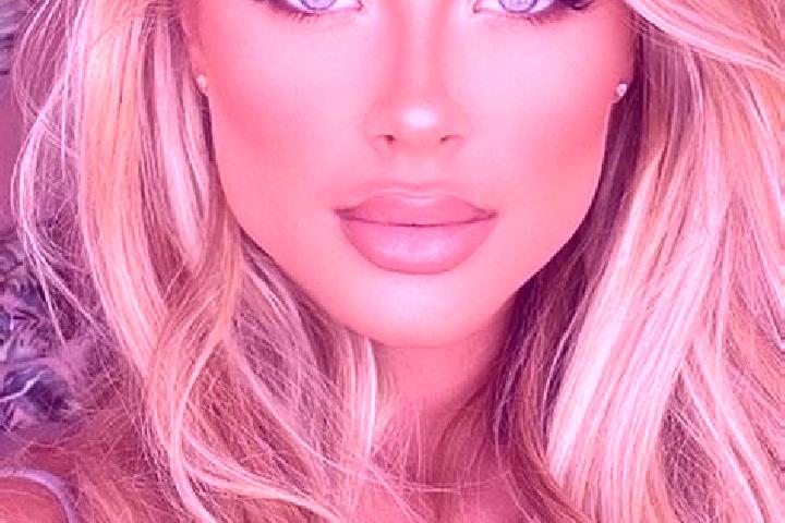 Zoe, 38, a dark blonde blue-eyed latina companion based in Vico Canavese. Offering Striptease, Tantra, GFE, Domination. Available for incall and outcall, day...