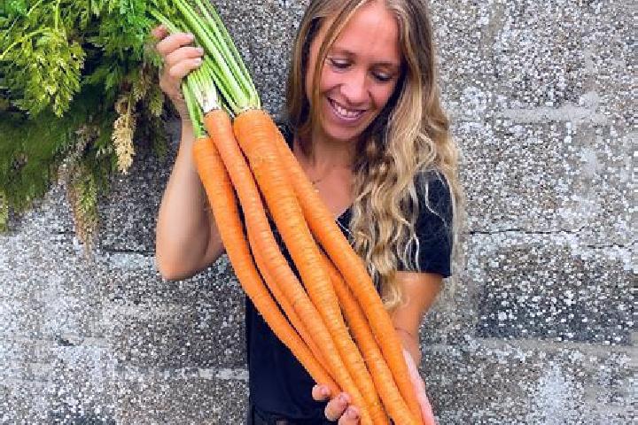 Zoe, 38 — Escort in Almolonga, Guatemala