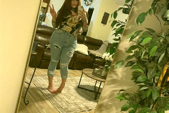 Zoe, 38 — Escort in Shirley, United States