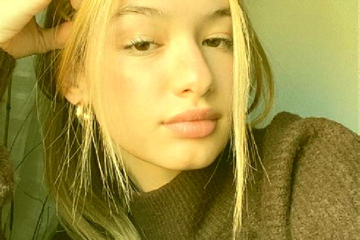 Zoe, 39, a blonde brown-eyed ebony companion based in Vourey. Offering CIM, Striptease. Available for incall and outcall, overnight bookings available.