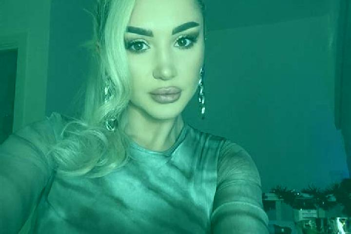 Zoe, 39, a blonde brown-eyed latina companion based in Bischofsgruen. Offering BDSM, Travel Companion, Dinner Date. Available for incall and outcall, day and...