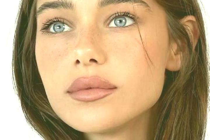 Zoe, 39, a brunette brown-eyed indian companion based in Pagnacco. Offering Massage, 69, CIM. Available for incall and outcall, day and evening dates.