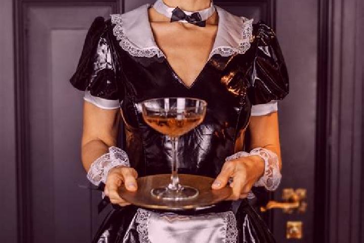 Zoe, 39, a brunette grey-eyed ebony companion based in Wilhelmsburg. Offering Couples, GFE, BDSM, Striptease. Available for incall and outcall, overnight boo...