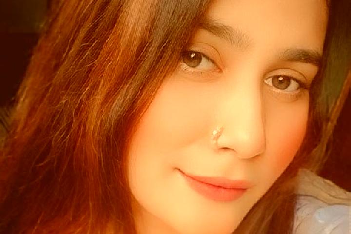 Zoe, 39 — Escort in Bhandaria, Bangladesh