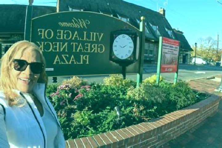 Zoe, 39 — Escort in Great Neck Gardens, United States