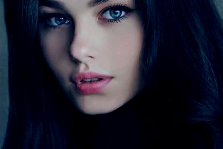 Zoey, 20, a brunette grey-eyed caucasian companion based in Pishkenar. Offering GFE, Erotic Massage, Fetish, Roleplay, Travel Companion. Available for incall...