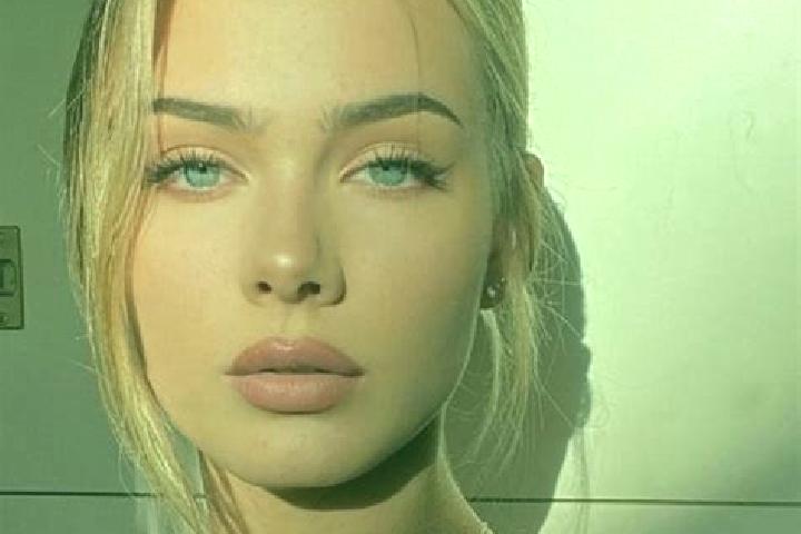 Zoey, 20, a red blue-eyed european companion based in Bualan. Offering Deep French Kissing, Erotic Massage, CIM, Couples, OWO. Available for incall and outca...