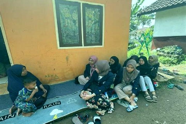 Zoey, 20 — Escort in Desa Saguling, Indonesia
