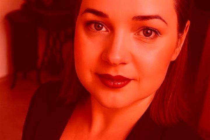 Zoey, 20 — Escort in Nana, Slovakia