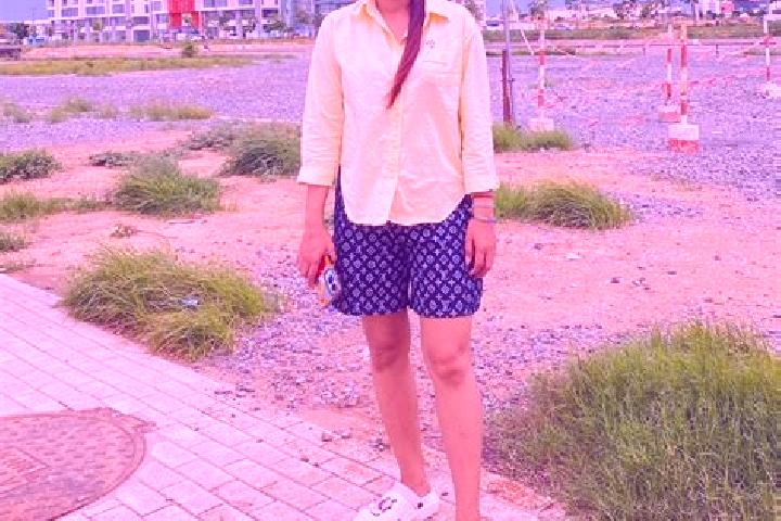 Zoey, 20 — Escort in Neang Sav, Cambodia