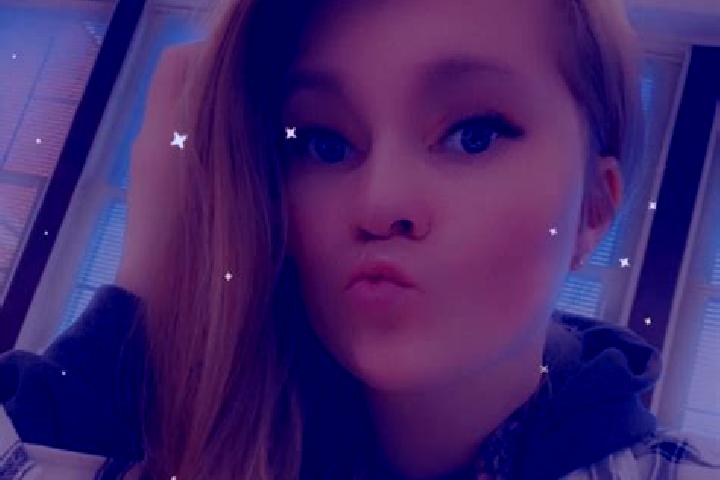 Zoey, 20 — Escort in Parkersburg, United States