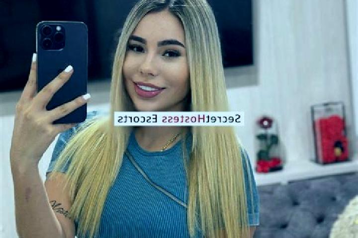 Zoey, 20 — Escort in Santo Domingo, Venezuela