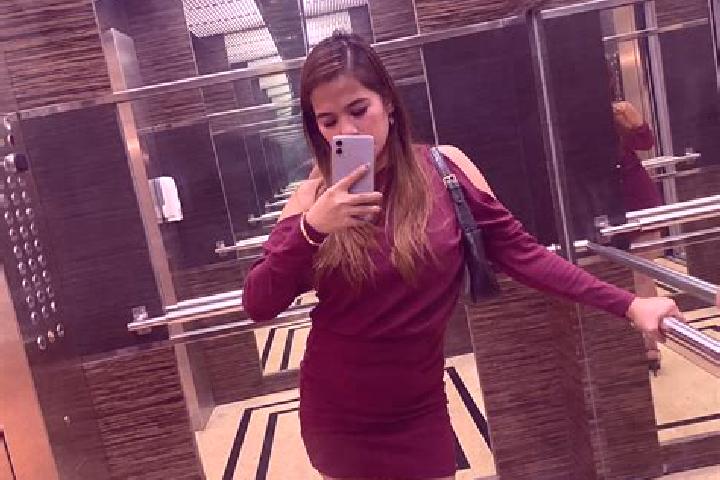 Zoey, 20 — Escort in Sunshine Hills, Canada