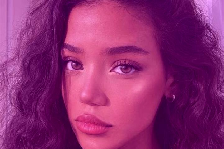 Zoey, 21, a black brown-eyed middle eastern companion based in Francourville. Offering Roleplay, Duos, CIM, Girlfriend Experience, OWO. Available for incall ...