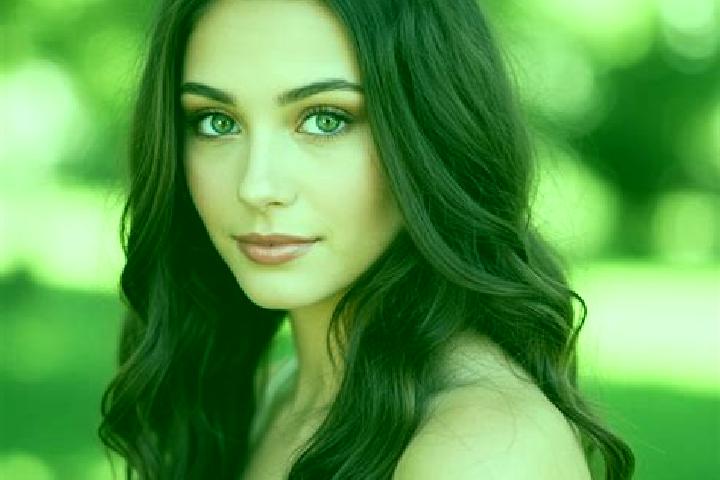 Zoey, 21, a chestnut hazel-eyed mixed companion based in Nowa Wies Wielka. Offering Striptease, CIM, A-Level. Available for incall and outcall, day and eveni...
